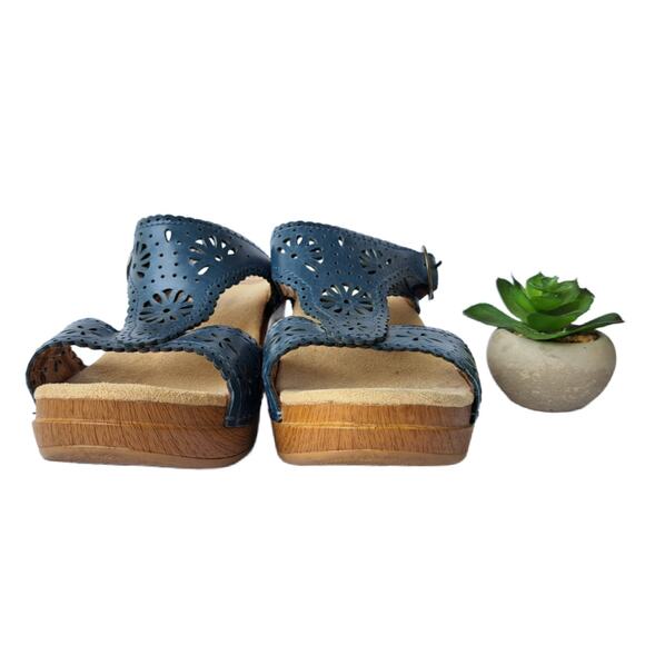 DANKSO Sapphire Laser Cut Blue Sandal Clog Size 40 (9.5-10) Comfort - Picture 3 of 8